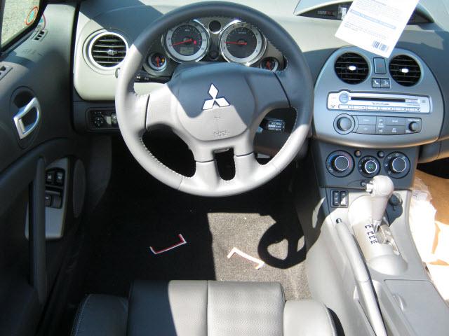 Mitsubishi Eclipse Spyder 2012 photo 5