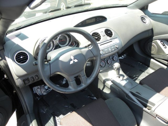 Mitsubishi Eclipse Spyder 2012 photo 3