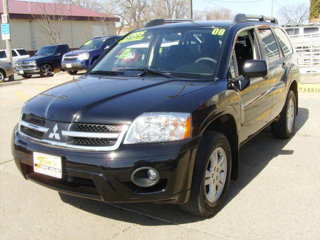 Mitsubishi Endeavor Unknown Sport Utility