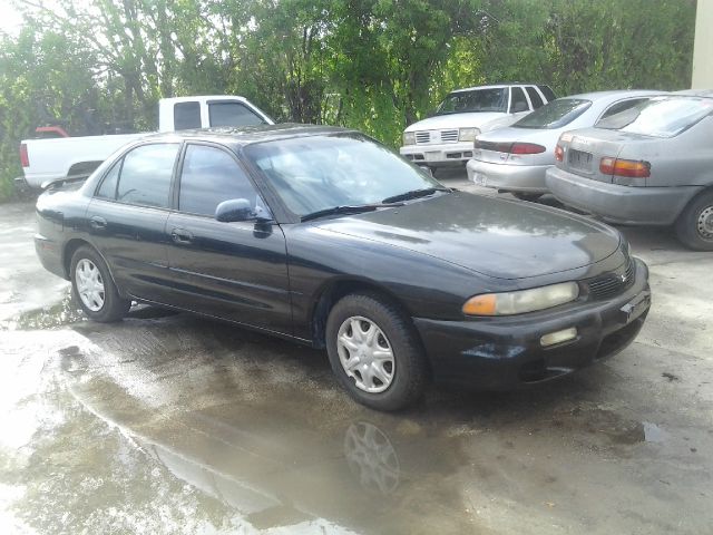 Mitsubishi Galant 1997 photo 2