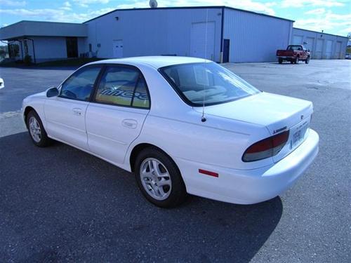 Mitsubishi Galant 1997 photo 4