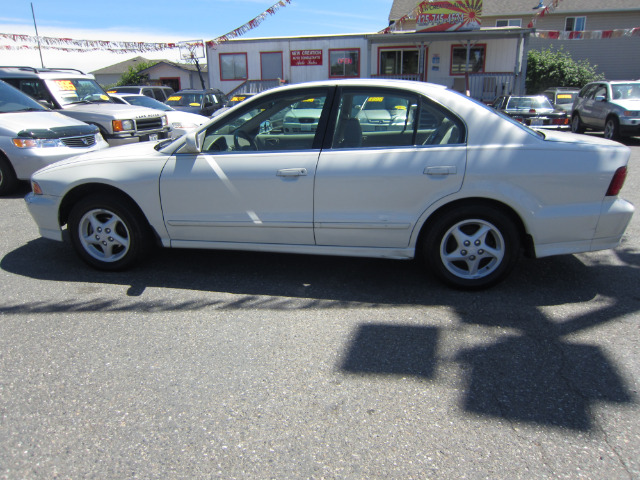 Mitsubishi Galant 2000 photo 3