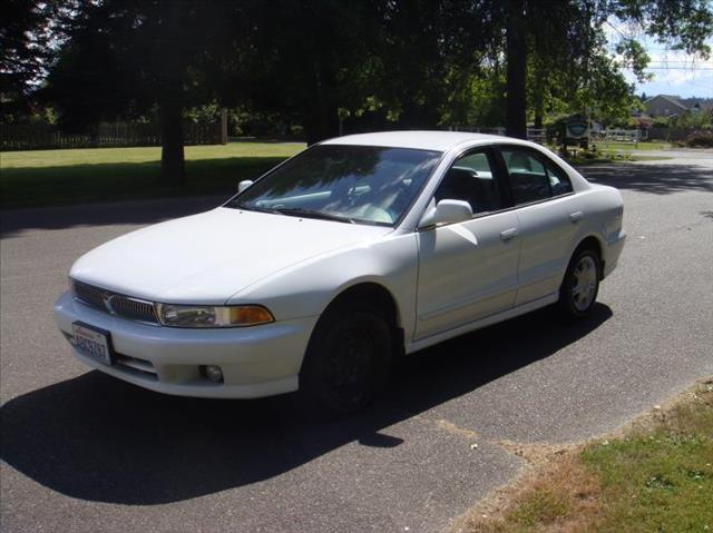 Mitsubishi Galant 2000 photo 2