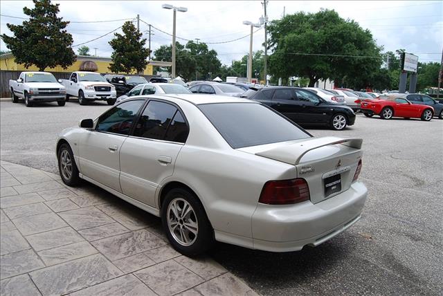 Mitsubishi Galant 2000 photo 2