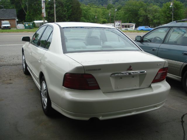 Mitsubishi Galant 2000 photo 3