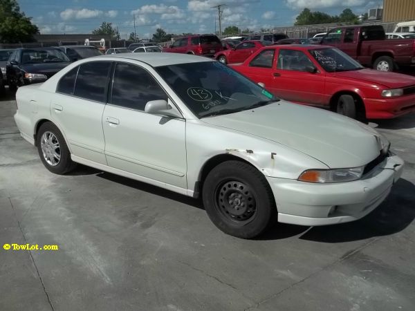 Mitsubishi Galant 2000 photo 2