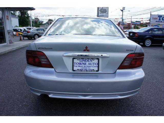 Mitsubishi Galant 2001 photo 1