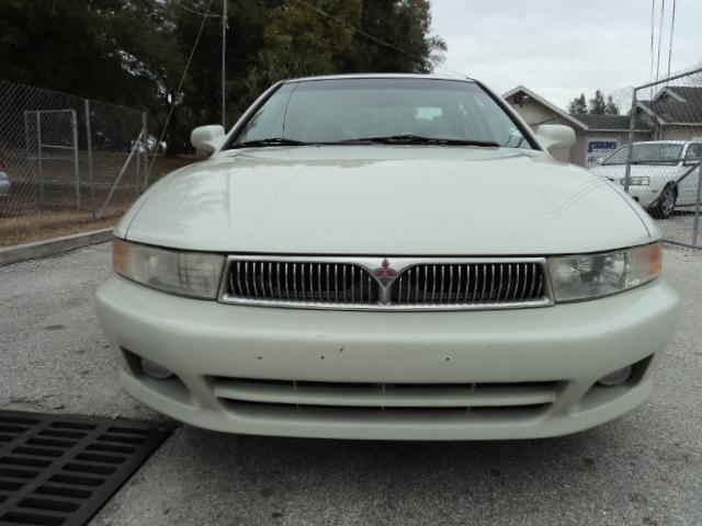 Mitsubishi Galant 2001 photo 1