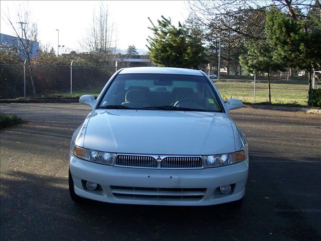 Mitsubishi Galant 2001 photo 1