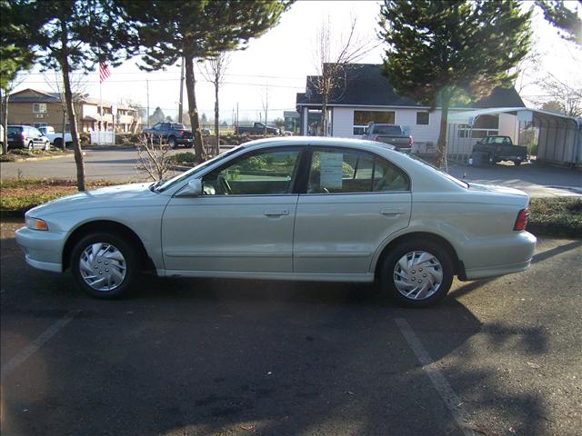 Mitsubishi Galant 2001 photo 3