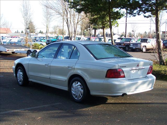 Mitsubishi Galant 2001 photo 4