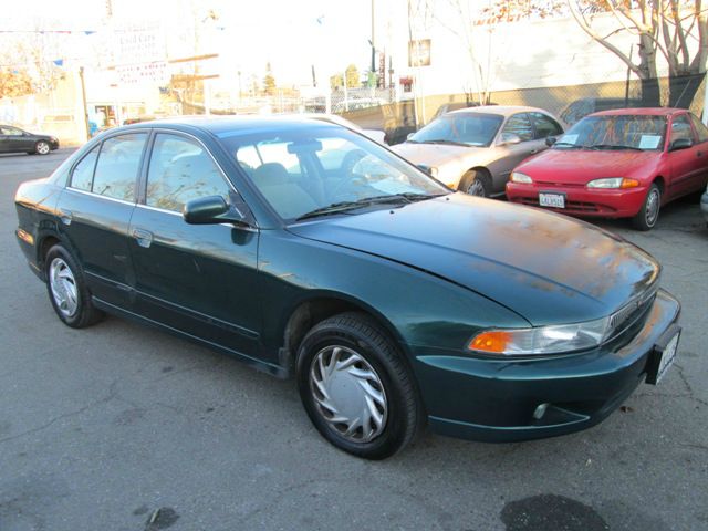 Mitsubishi Galant 2001 photo 4