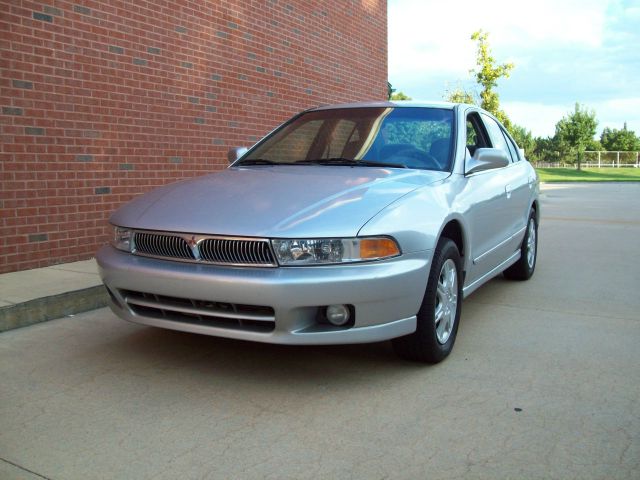 Mitsubishi Galant 2001 photo 1