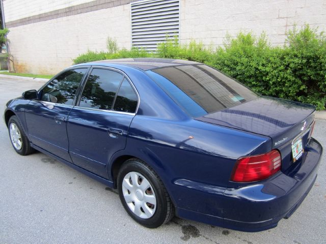 Mitsubishi Galant 2001 photo 2