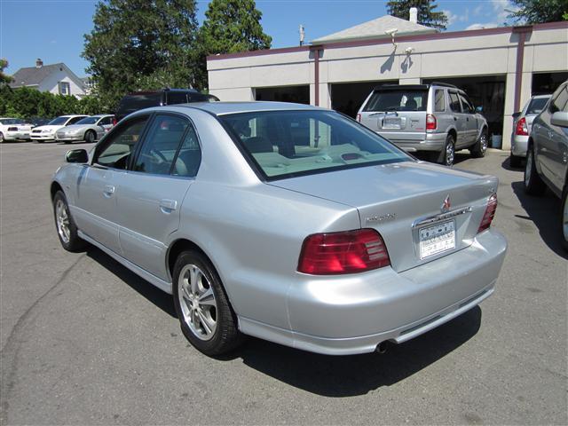 Mitsubishi Galant 2001 photo 1