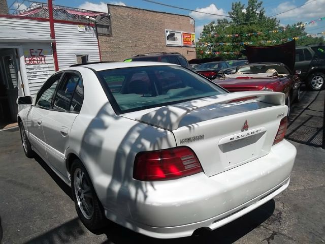 Mitsubishi Galant 2001 photo 1