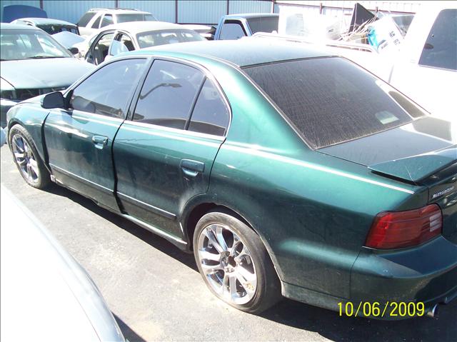 Mitsubishi Galant 2001 photo 3