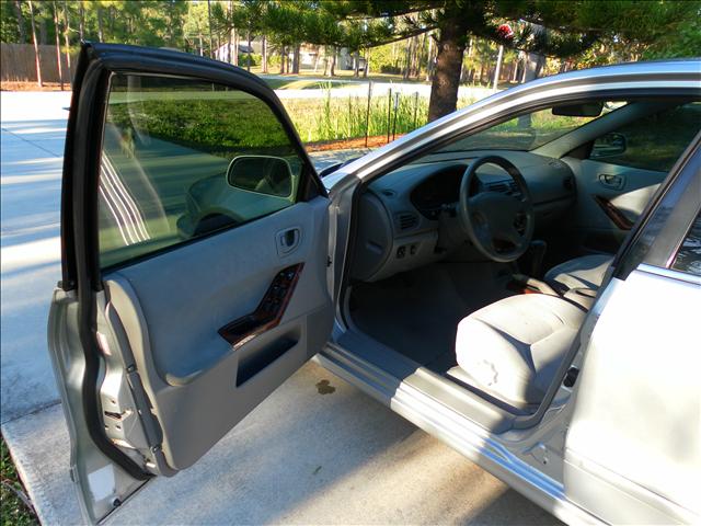 Mitsubishi Galant 2001 photo 3