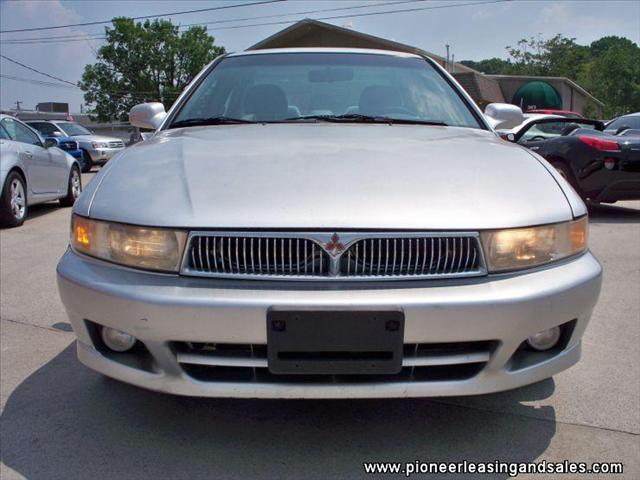 Mitsubishi Galant 2001 photo 2