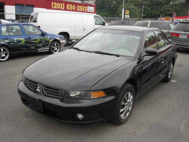 Mitsubishi Galant LW2 Sedan