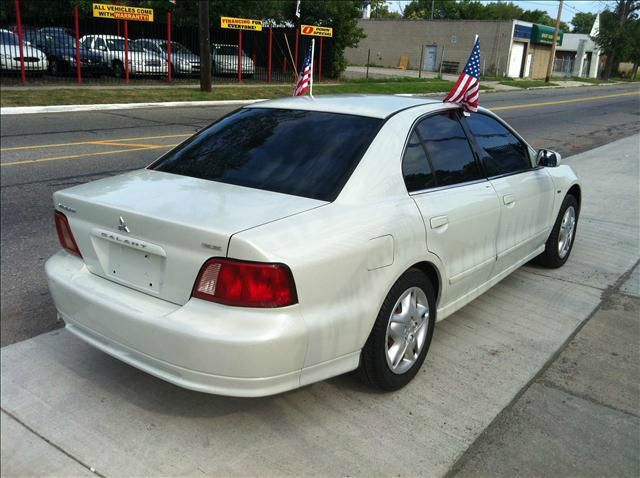 Mitsubishi Galant 2002 photo 4