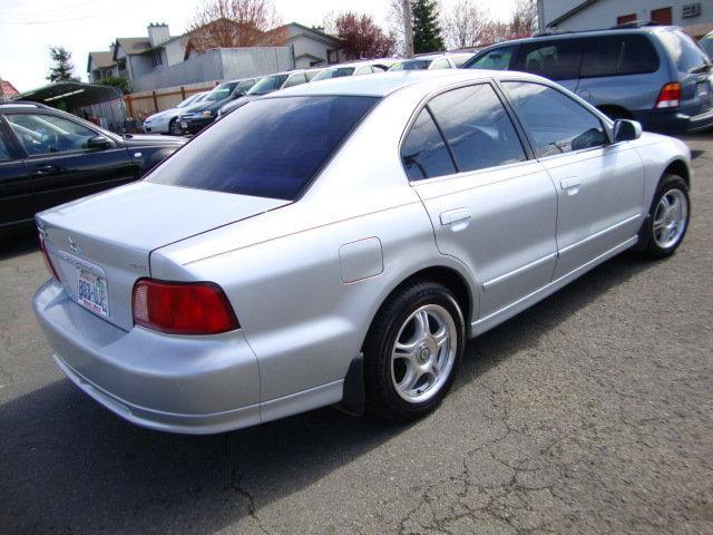 Mitsubishi Galant 2002 photo 1