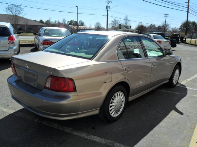 Mitsubishi Galant 2002 photo 4