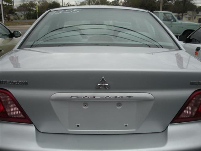 Mitsubishi Galant 2002 photo 2