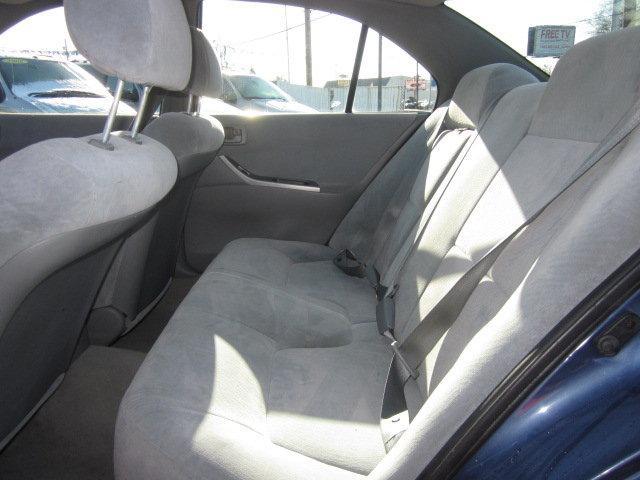 Mitsubishi Galant 2002 photo 3