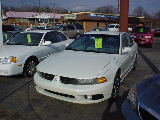 Mitsubishi Galant LW2 Sedan