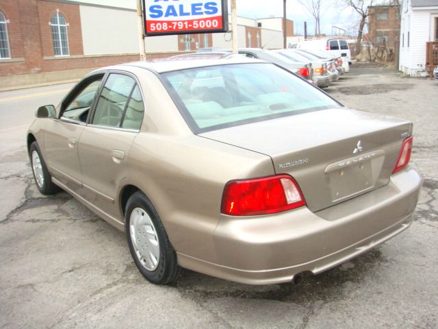 Mitsubishi Galant LW2 Sedan