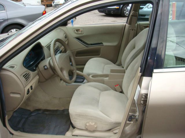 Mitsubishi Galant 2002 photo 3