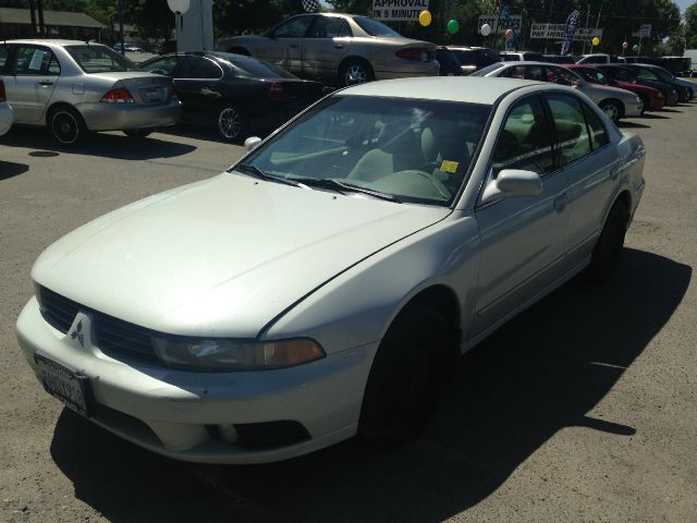 Mitsubishi Galant 2002 photo 2