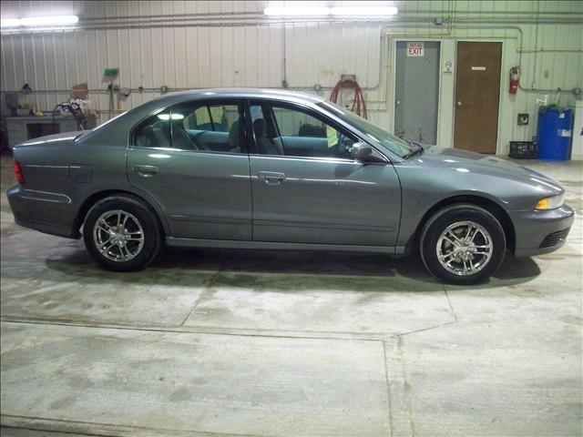 Mitsubishi Galant 2002 photo 1