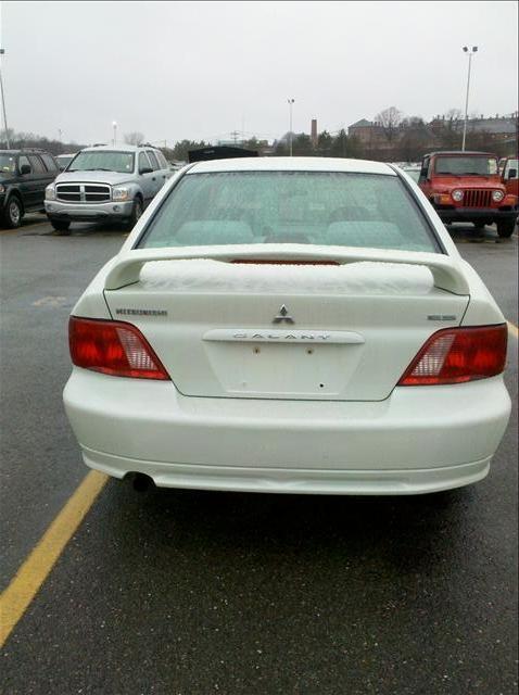 Mitsubishi Galant 2002 photo 1