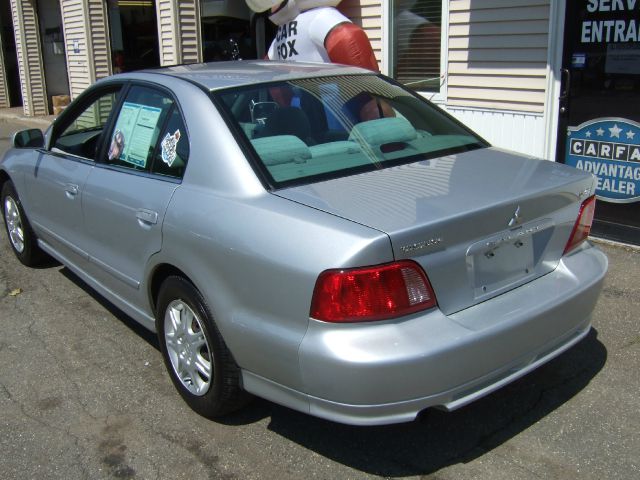 Mitsubishi Galant 2002 photo 4