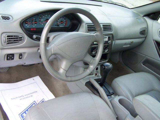 Mitsubishi Galant 2002 photo 4