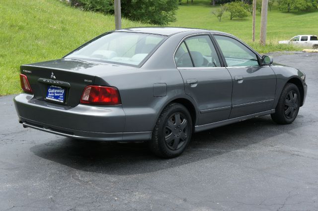 Mitsubishi Galant 2002 photo 1