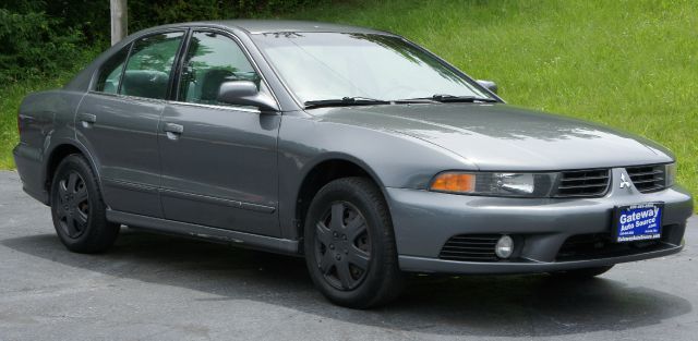 Mitsubishi Galant 2002 photo 2