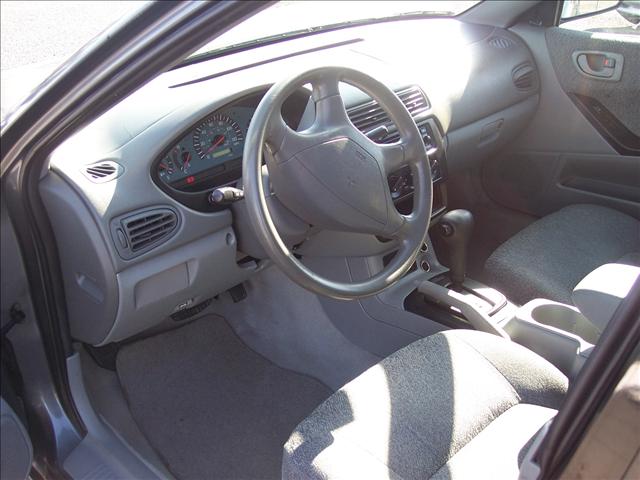 Mitsubishi Galant 2002 photo 4