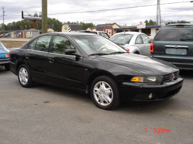 Mitsubishi Galant 2002 photo 1