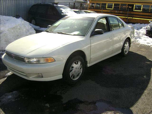 Mitsubishi Galant 2002 photo 3