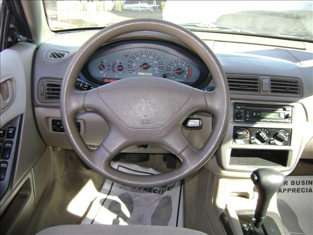 Mitsubishi Galant 2002 photo 5