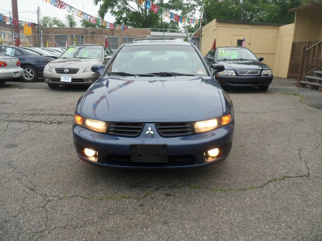 Mitsubishi Galant LW2 Sedan