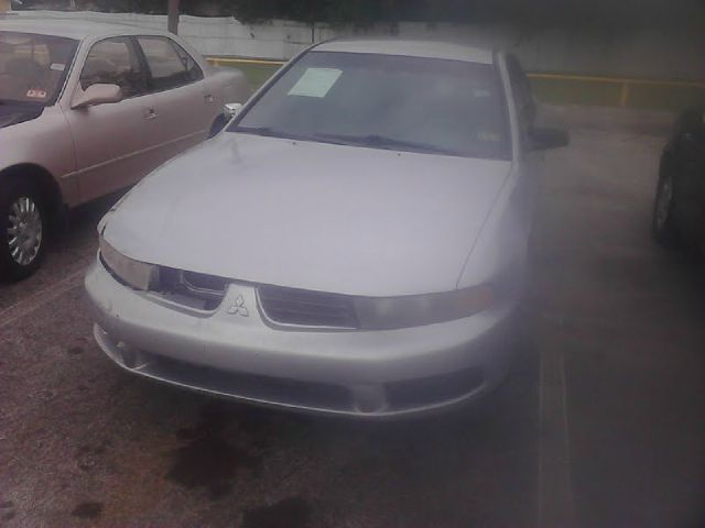 Mitsubishi Galant 2002 photo 1