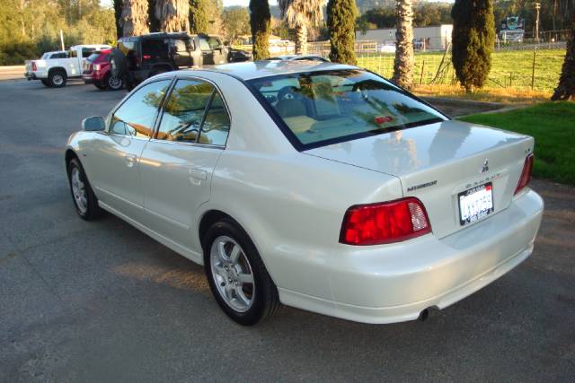 Mitsubishi Galant 2002 photo 3