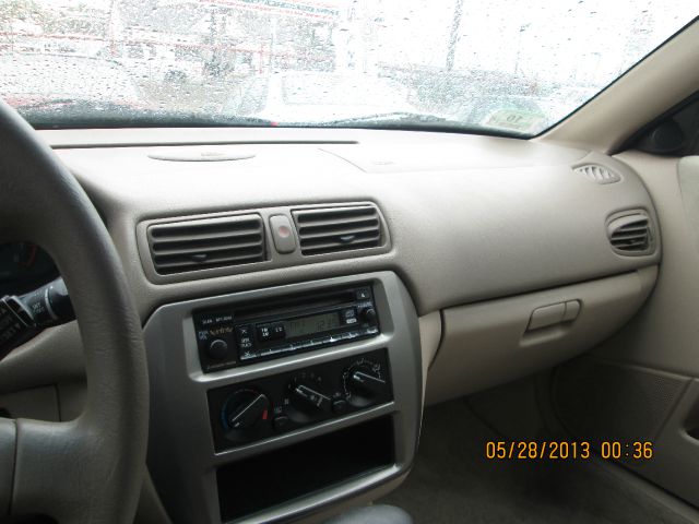 Mitsubishi Galant 2003 photo 10