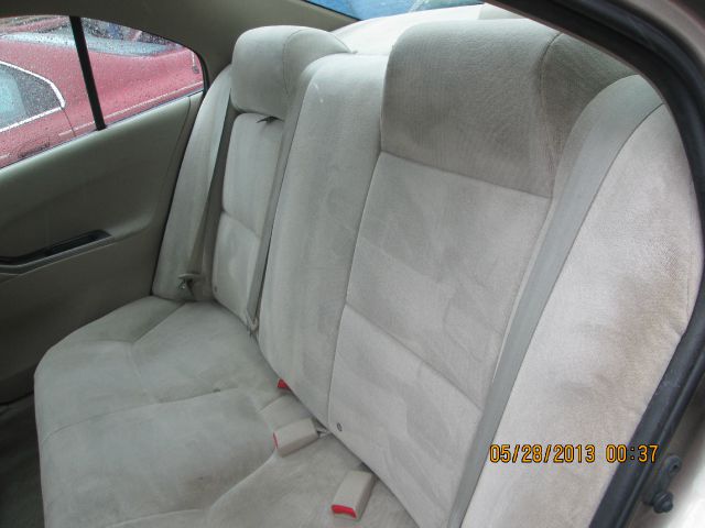 Mitsubishi Galant 2003 photo 2