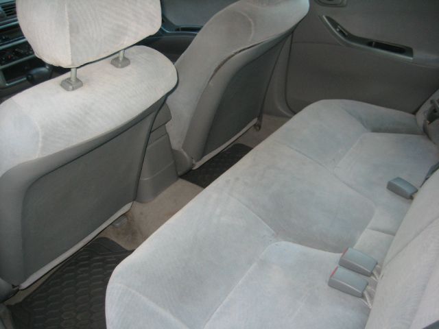 Mitsubishi Galant 2003 photo 4