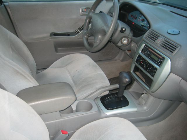 Mitsubishi Galant 2003 photo 6